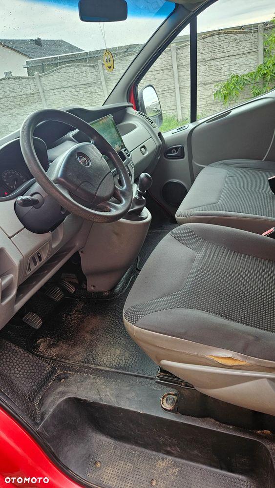 Opel Vivaro - 9