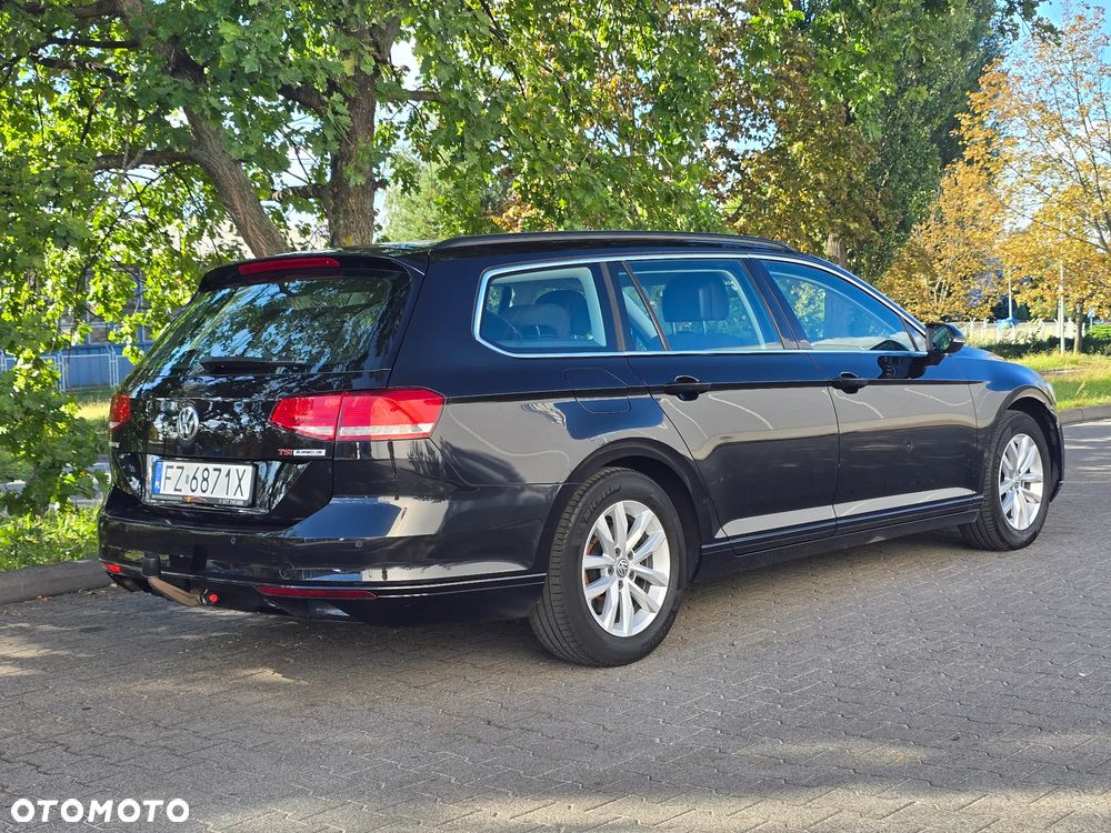 Volkswagen Passat 1.8 TSI BMT Comfortline - 3