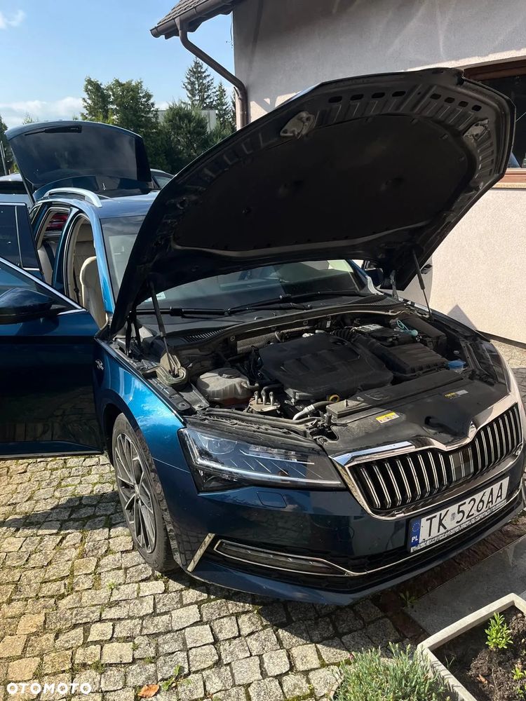 Skoda Superb 2.0 TDI SCR 4x4 L&K DSG - 11