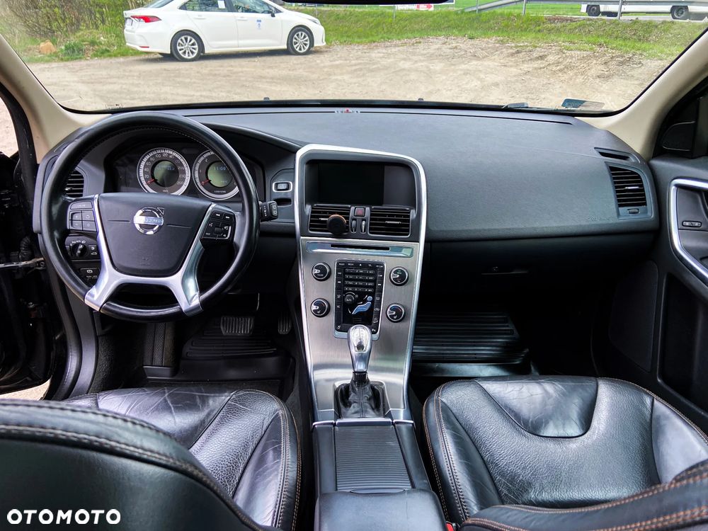 Volvo XC 60 - 6