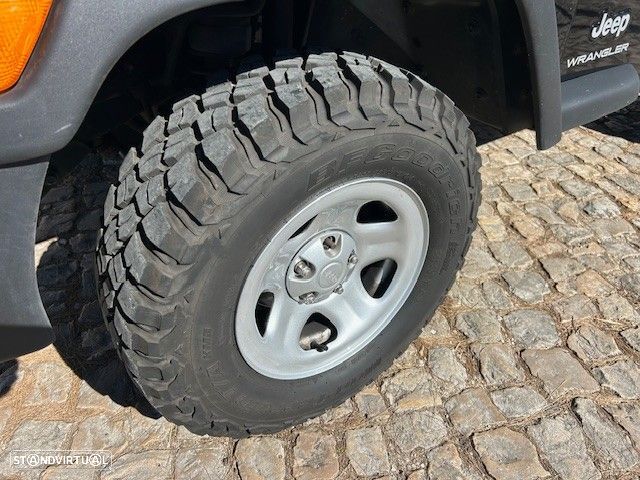 Jeep Wrangler 2.4 - 19