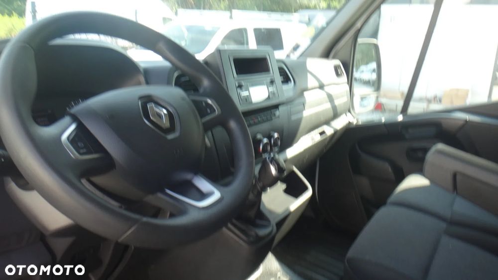 Renault Master - 13