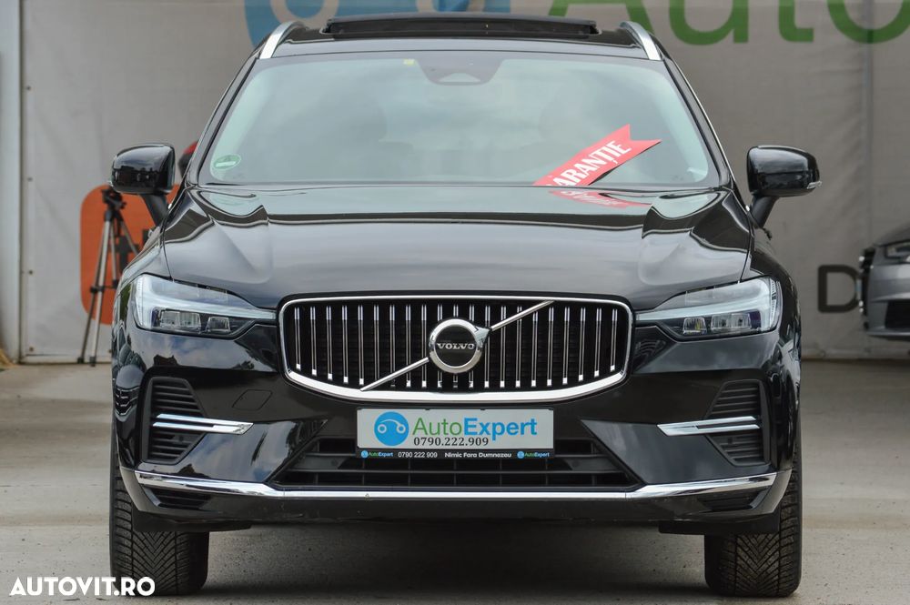 Volvo XC 60 T6 AWD Ultra Black Edition - 11