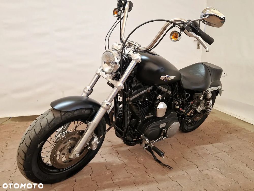 Harley-Davidson Sportster Custom 1200C - 10
