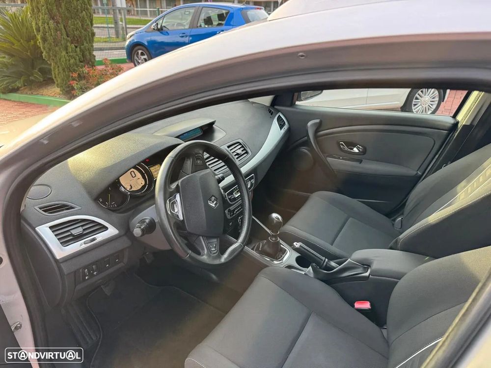 Renault Mégane Sport Tourer 1.5 dCi Limited - 5