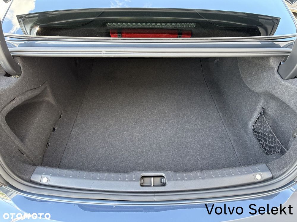 Volvo S90 - 29