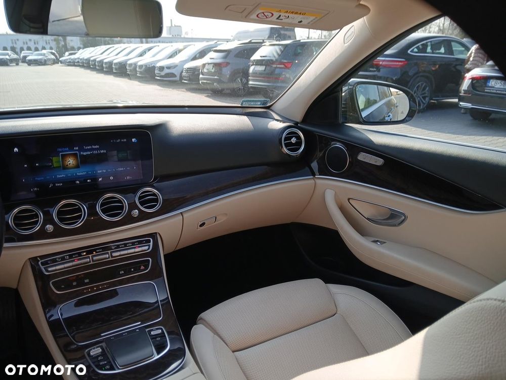 Mercedes-Benz Klasa E 400 d 4-Matic Avantgarde - 16