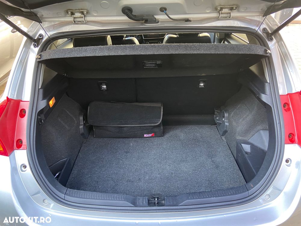 Toyota Auris - 7