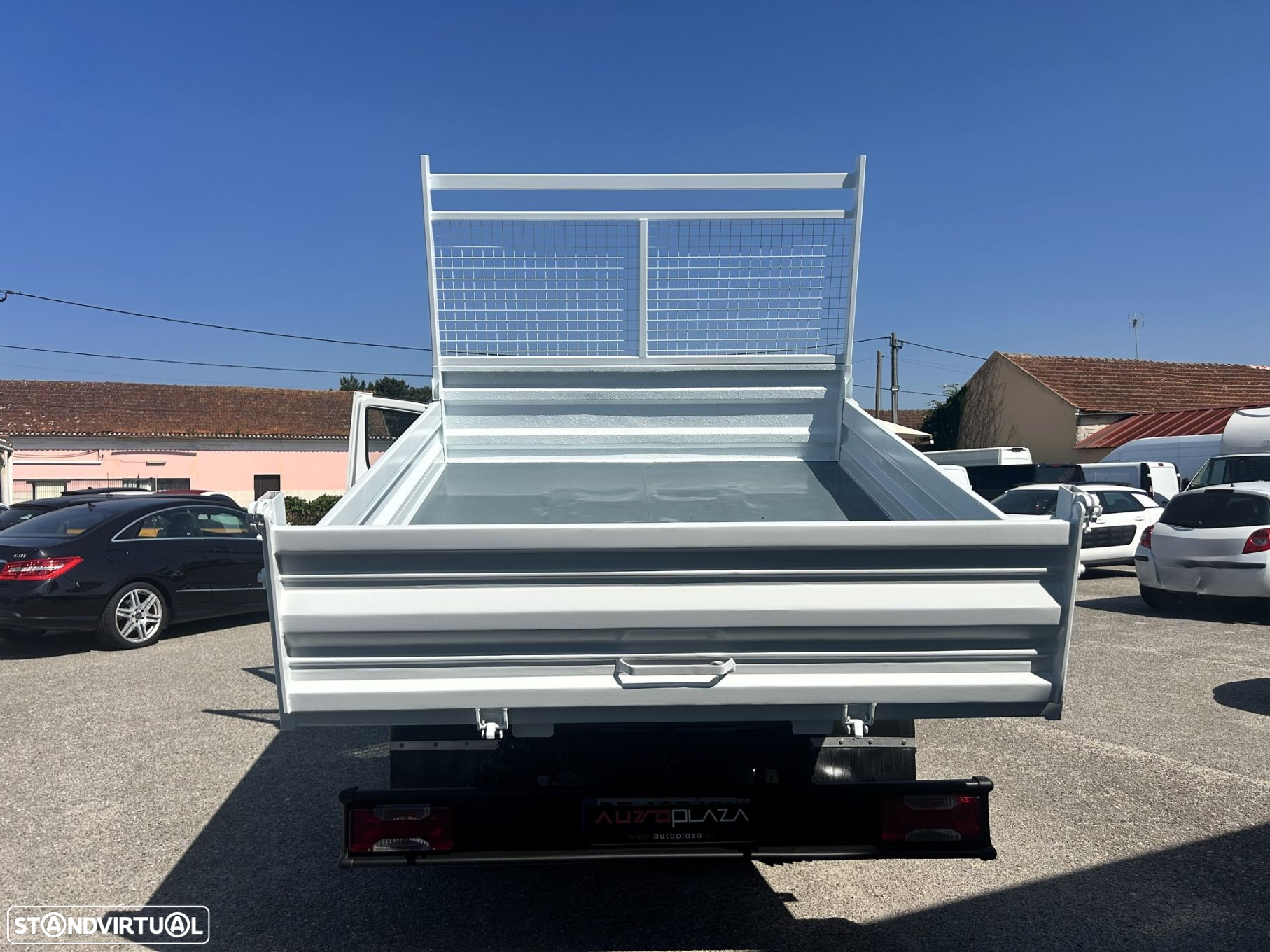 Iveco Daily 35C13 RODADO DUPLO BASCULANTE - 28