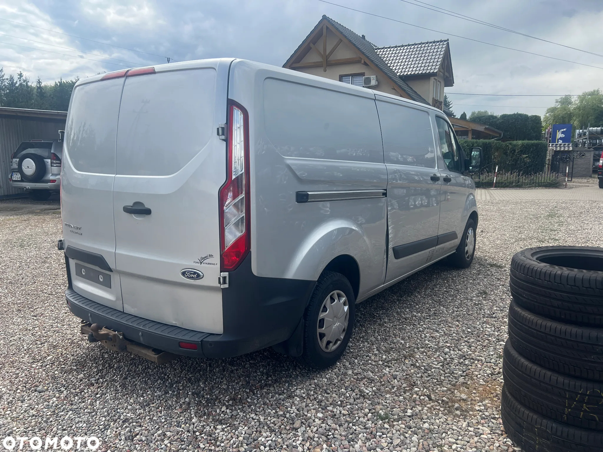 Ford TRANSIT CUSTOM LONG - 12