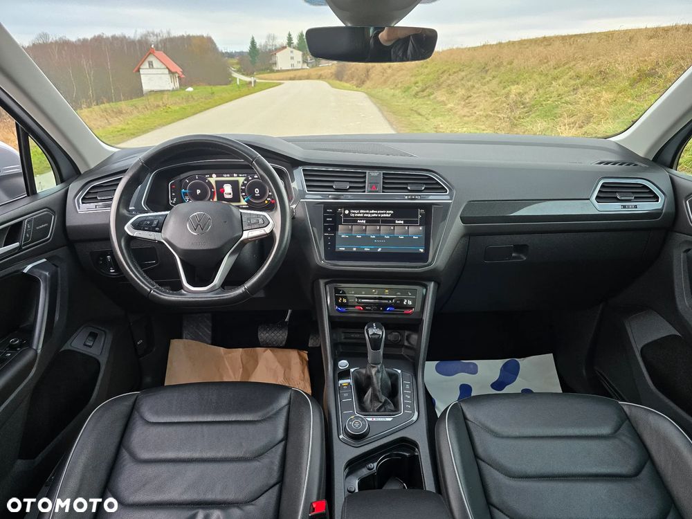 Volkswagen Tiguan 2.0 TDI SCR 4MotION DSG Elegance - 32