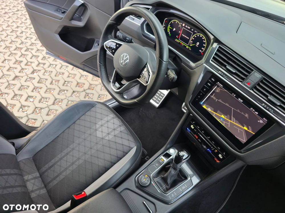 Volkswagen Tiguan Allspace 2.0 TDI SCR 4Motion DSG R-Line - 31