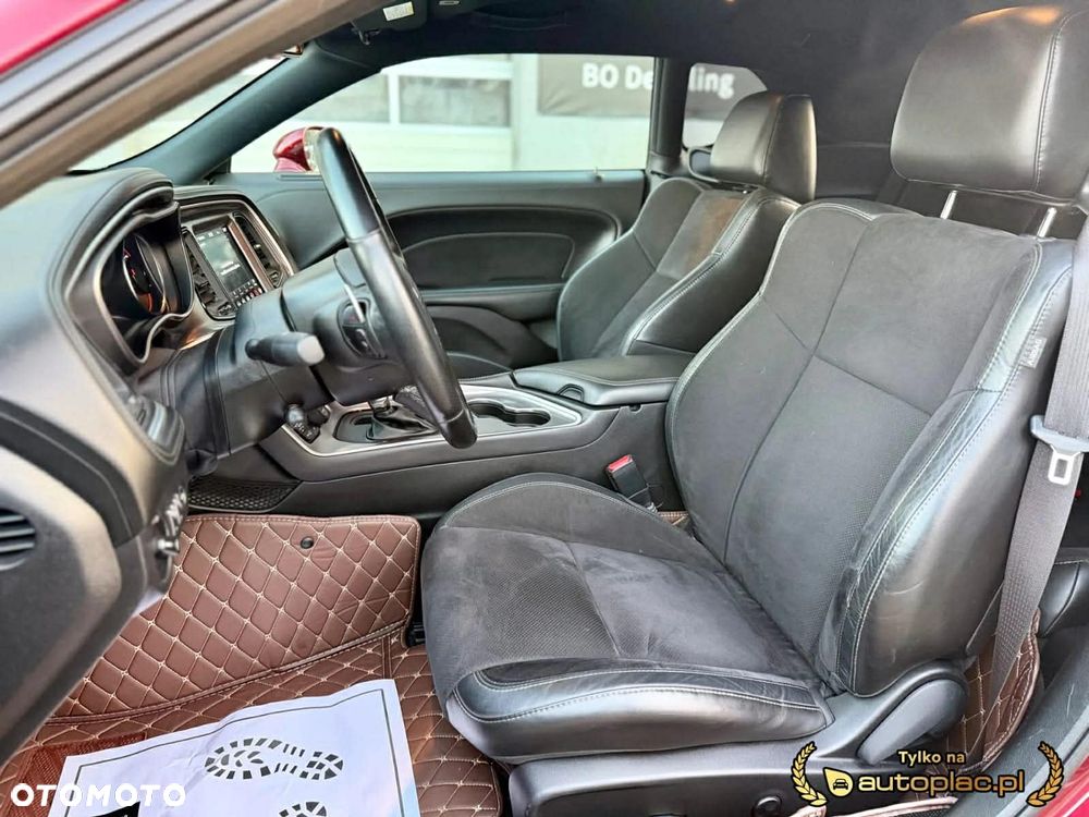 Dodge Challenger 3.6 GT AWD - 14