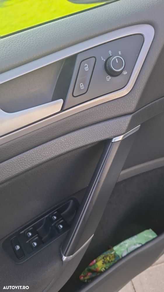 Volkswagen Golf e-Golf - 13