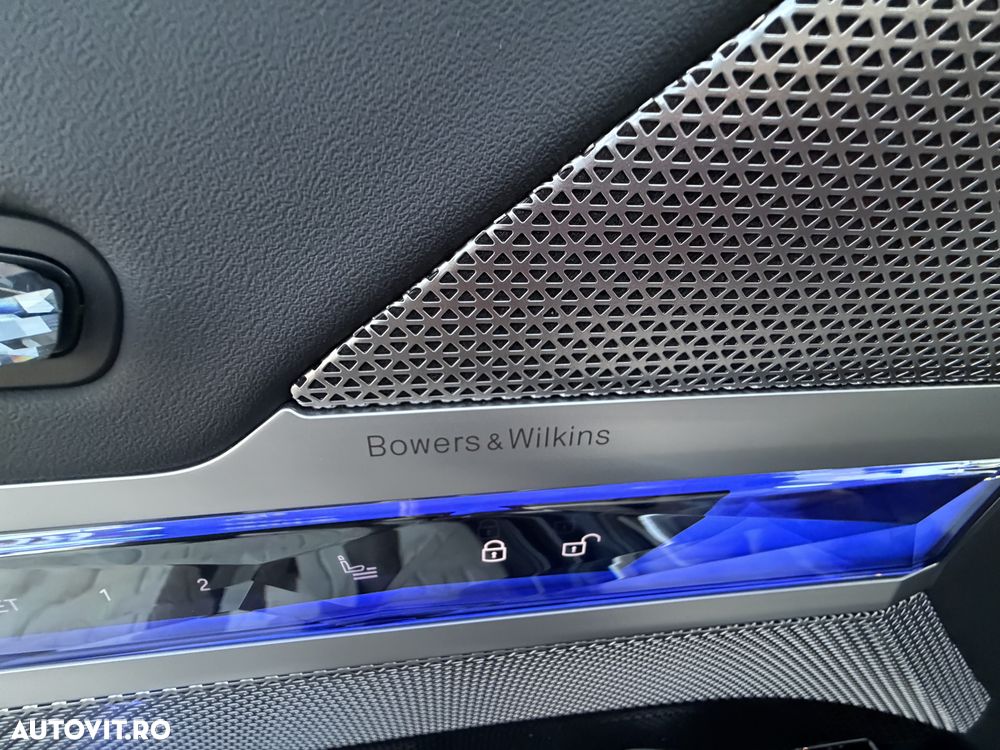 BMW Seria 7 740d xDrive MHEV - 18