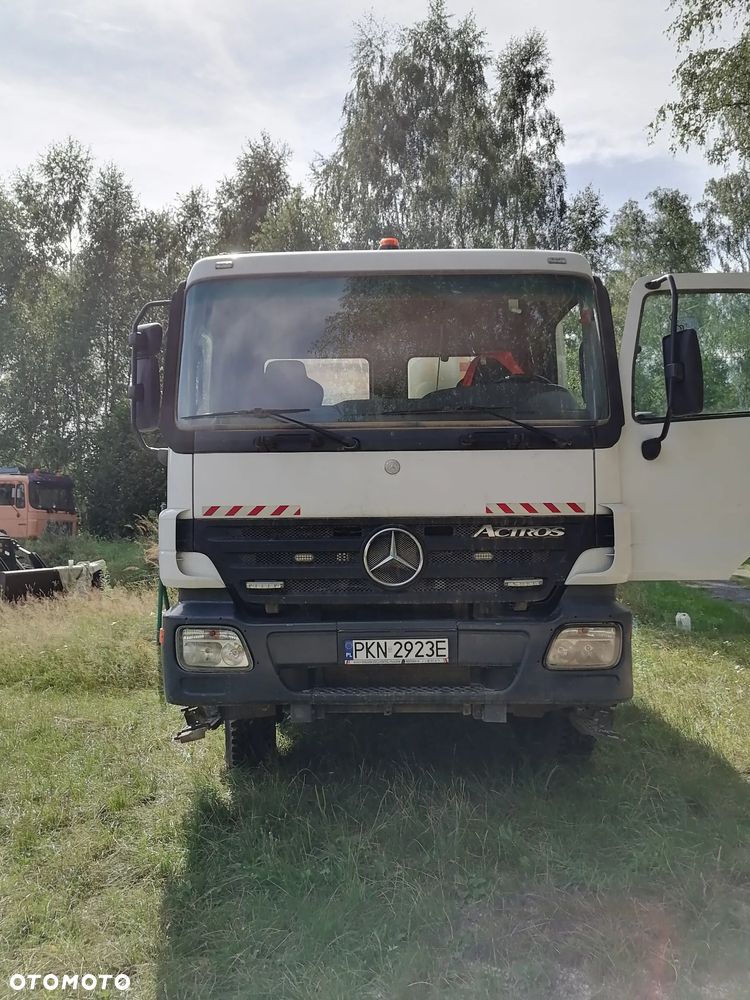 Mercedes-Benz Actros - 1