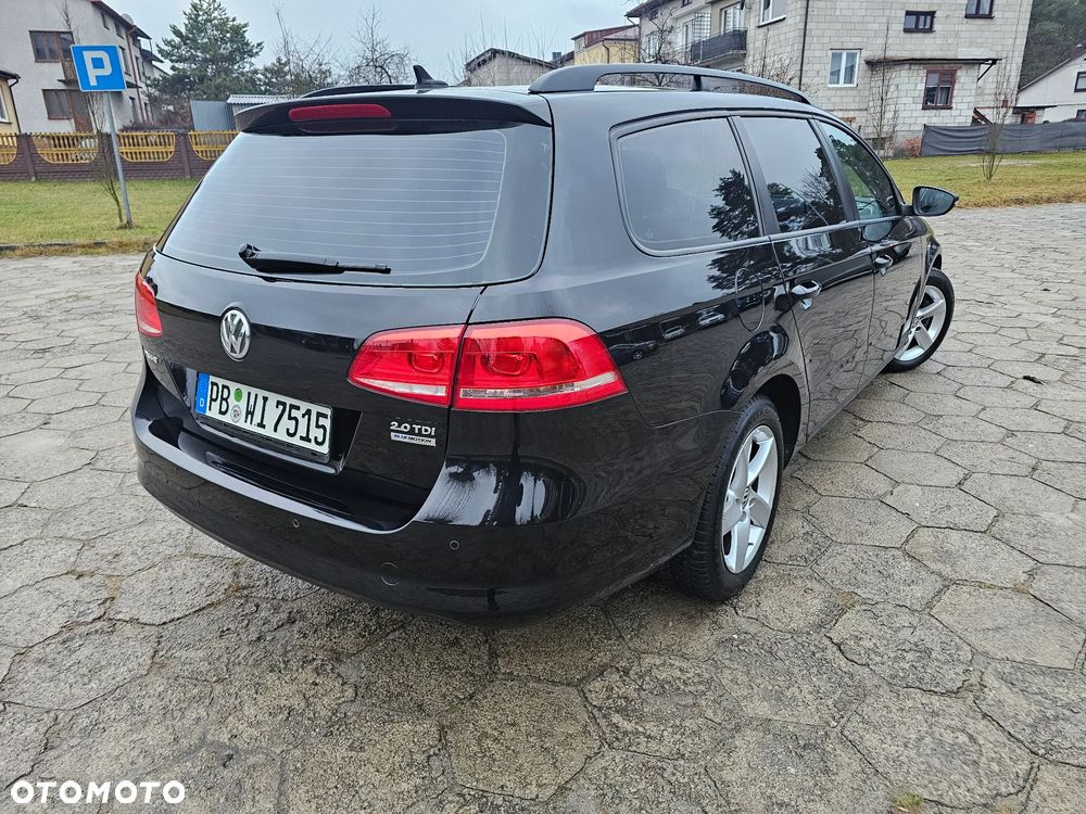 Volkswagen Passat 2.0 TDI DPF BlueMotion Technology Comfortline - 29