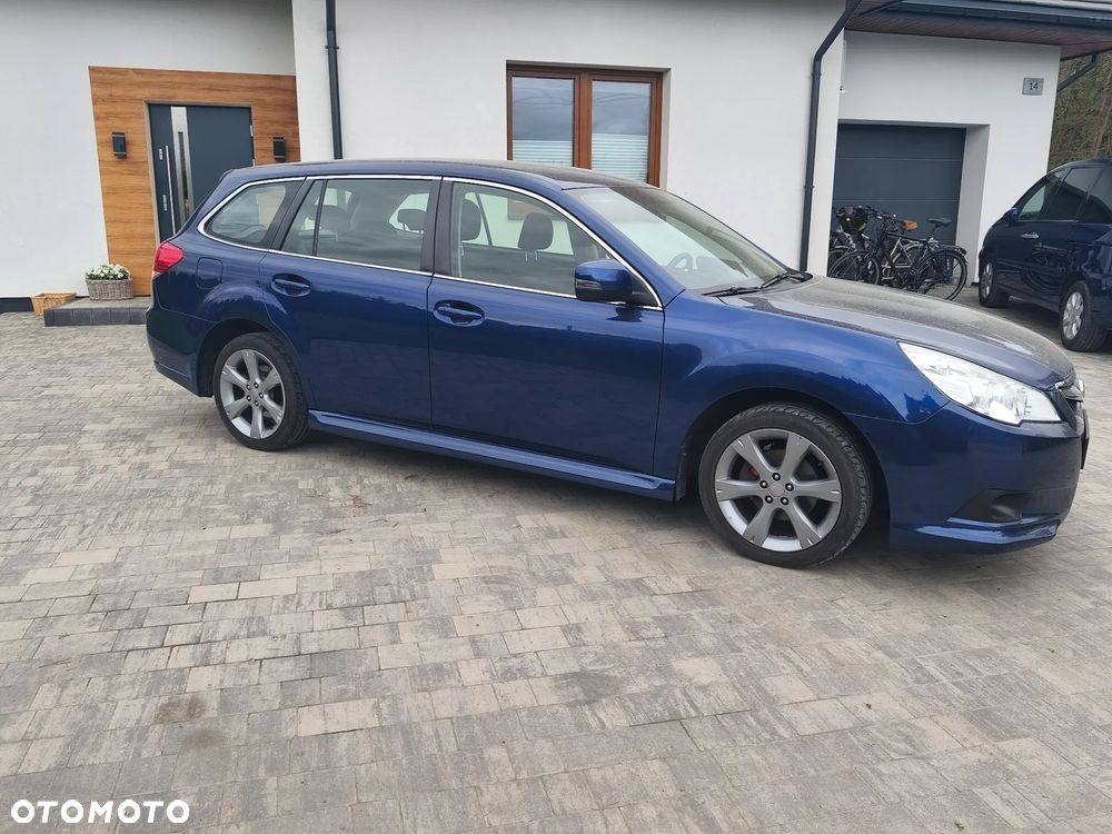 Subaru Legacy - 3