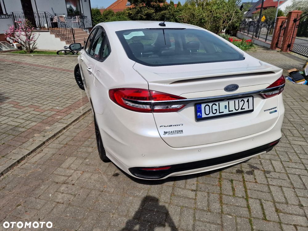 Ford Fusion 2.0 EcoBoost Titanium - 4
