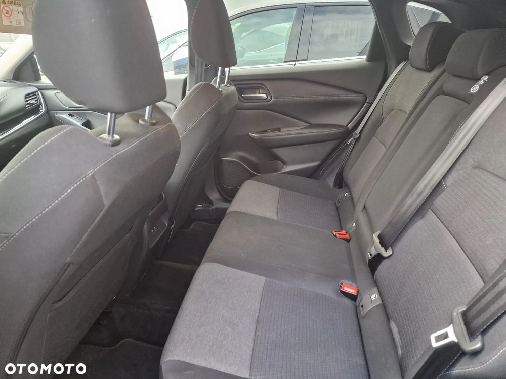 Nissan Qashqai 1.3 DIG-T MHEV N-Connecta Xtronic - 10