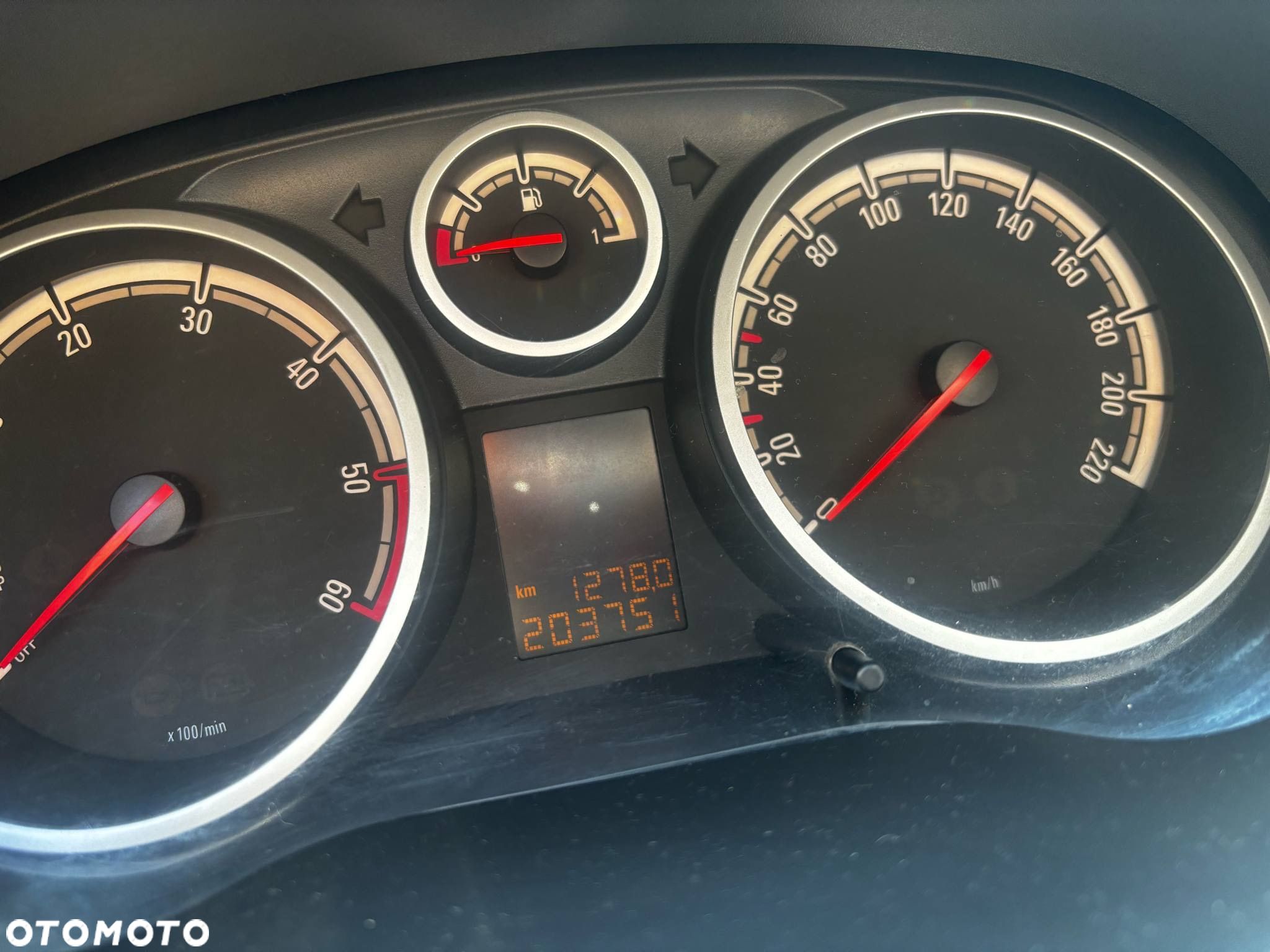 Opel Corsa 1.3 CDTI 111 - 1