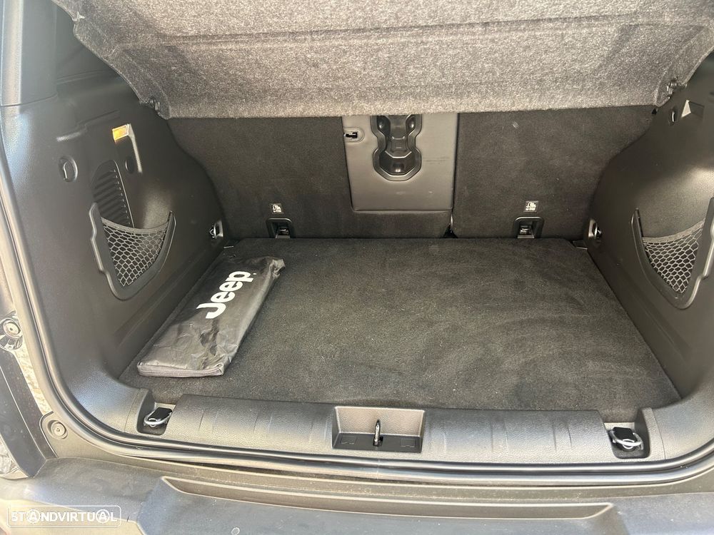 Jeep Renegade 1.3 T Limited DCT - 28