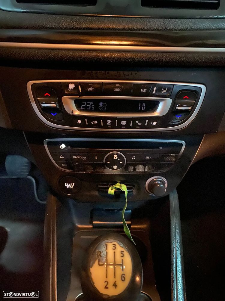 Renault Mégane 1.5 dCi Dynamique S - 9