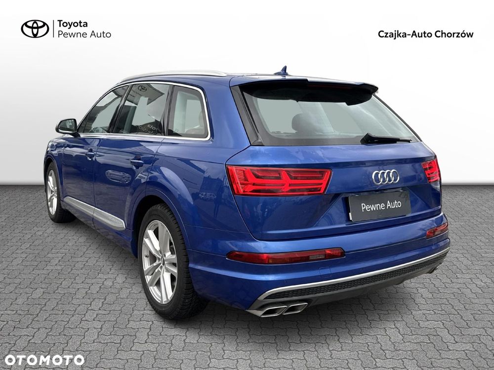 Audi SQ7 - 7