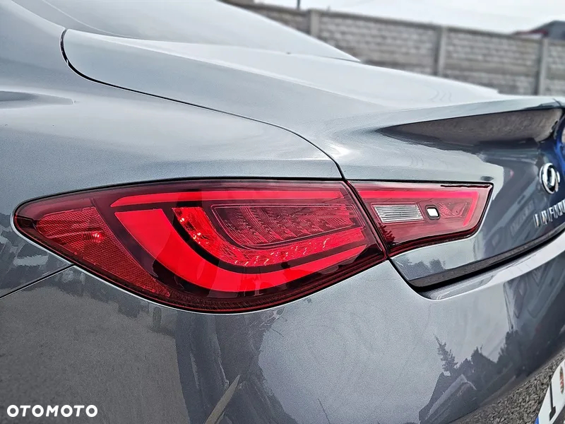 Infiniti Q60 - 3
