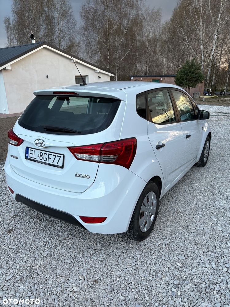 Hyundai ix20 - 3