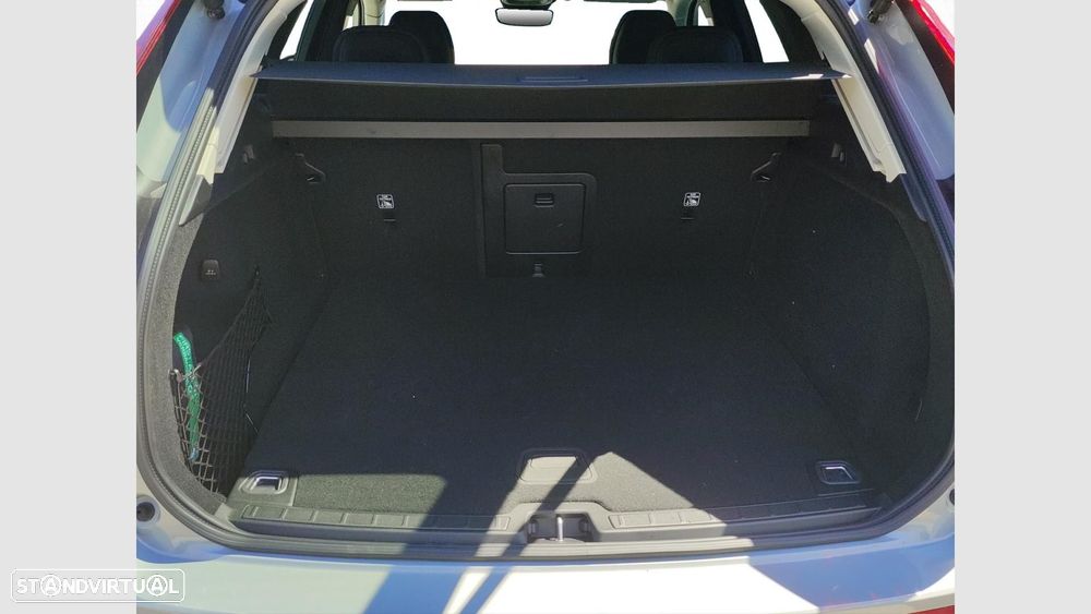Volvo XC 60 2.0 T6 PHEV Core AWD - 17