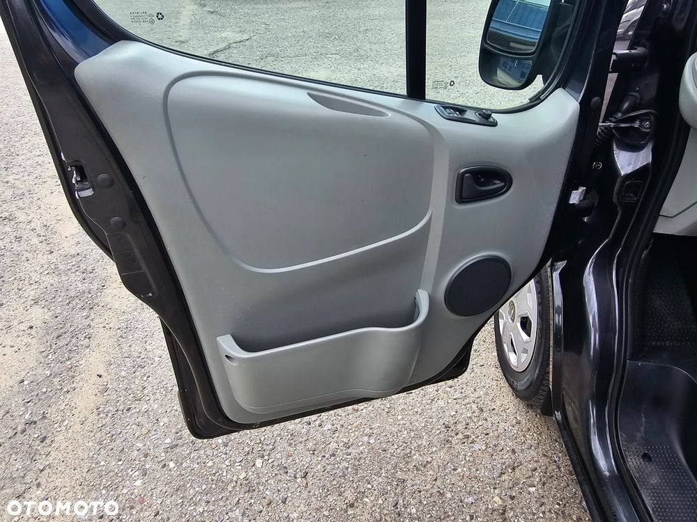 Opel Vivaro - 33