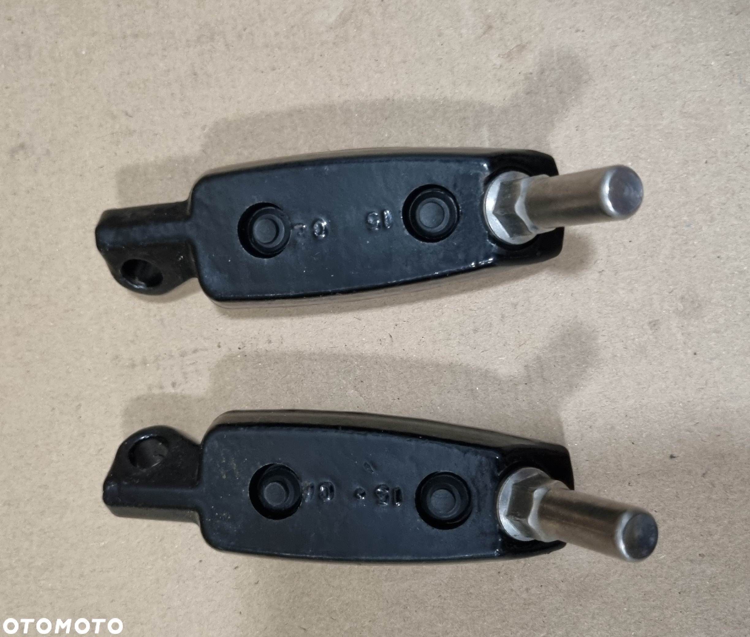 Harley Davidson Sportster V-Rod podnózek set stopka prawy lewy - 3