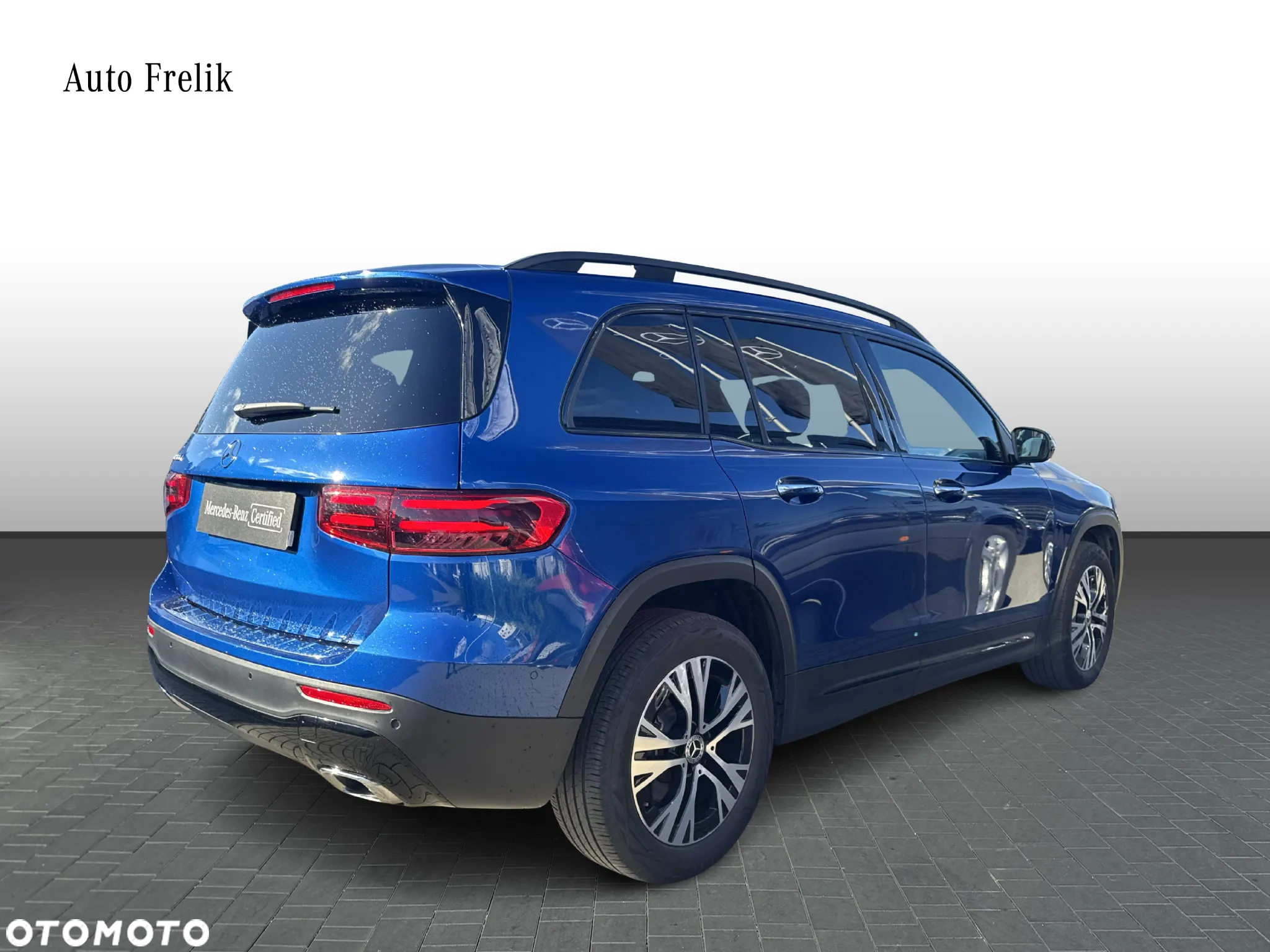 Mercedes-Benz GLB - 2