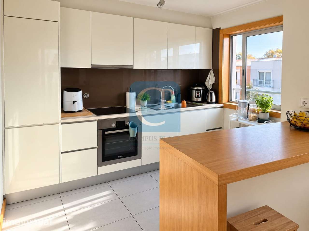 Apartamento T1 Kit no Edifício Paços de São João - Grande imagem: 2/11