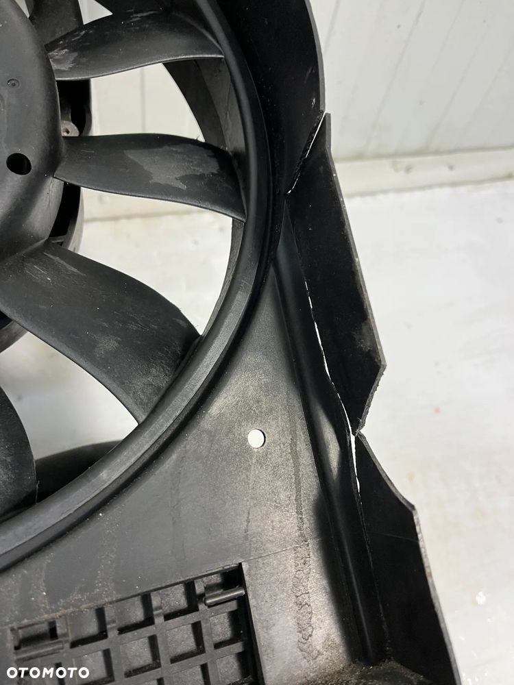 RANGE ROVER SPORT L494 WETYLATORY CHŁODNIC 3.0 D - 8