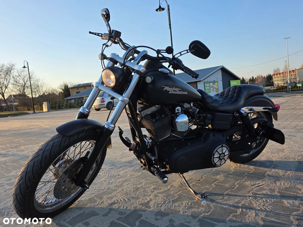 Harley-Davidson Dyna Street Bob - 3