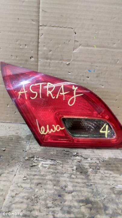 #LAMPA TYLNA LEWA OPEL ASTRA J - 1
