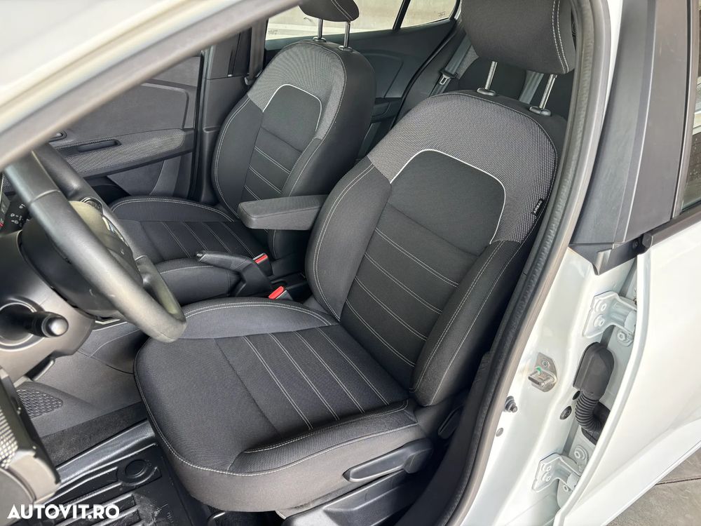 Dacia Logan TCe 90 MT6 Comfort - 30