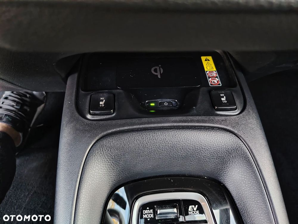 Toyota Corolla 1.8 Hybrid GPF Comfort - 25