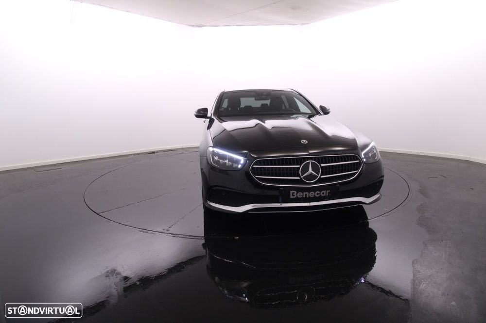 Mercedes-Benz E 300 de Avantgarde - 12