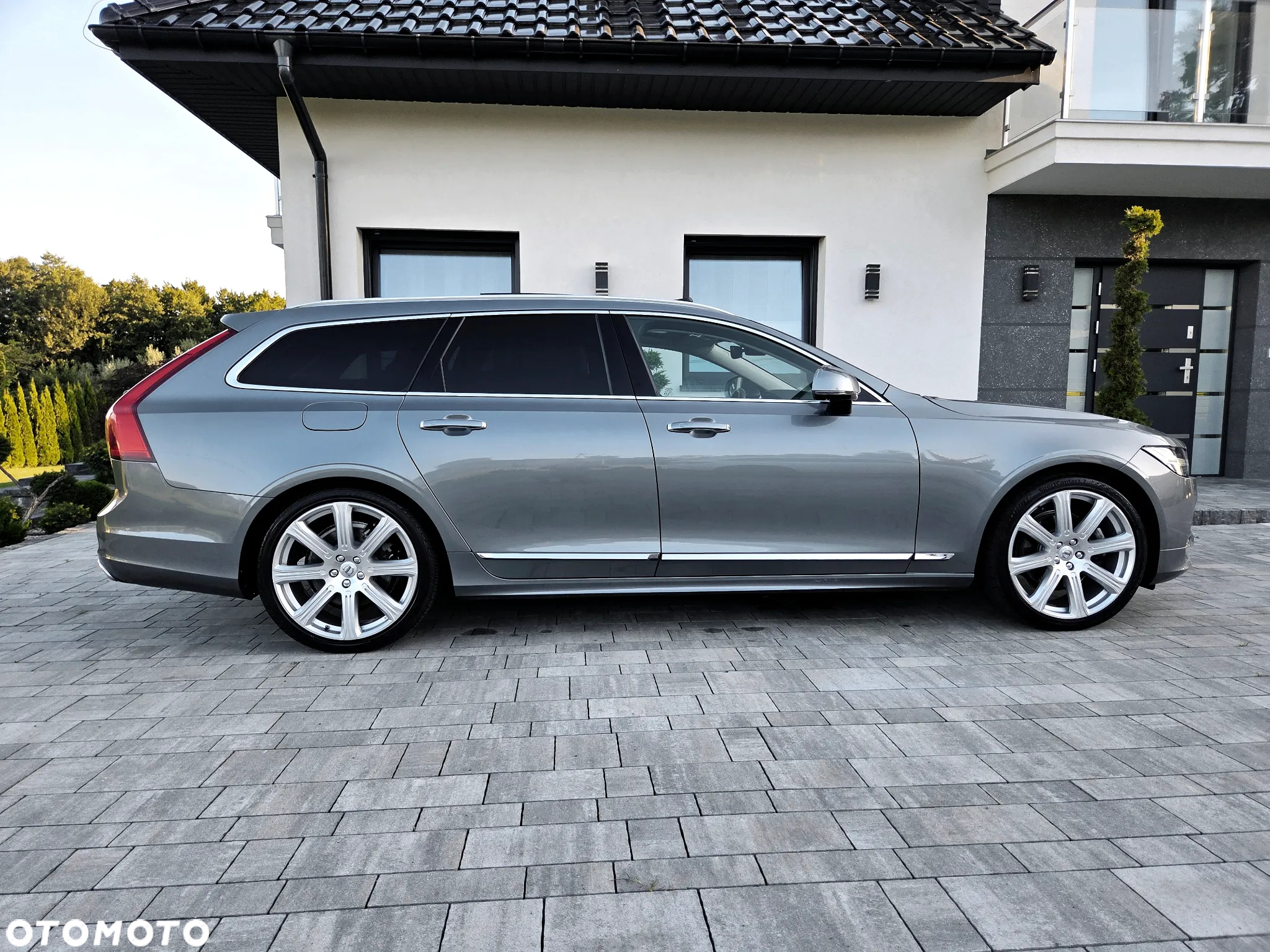 Volvo V90 D4 Inscription - 12