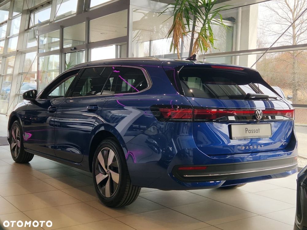 Volkswagen Passat - 3