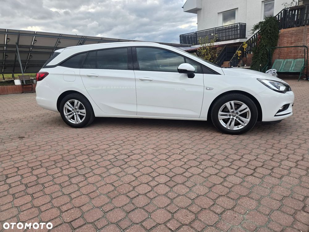 Opel Astra 1.6 BiTrb D (CDTI) Start/Stop Business - 8