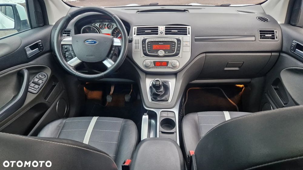 Ford Kuga 2.0 TDCi Trend - 14