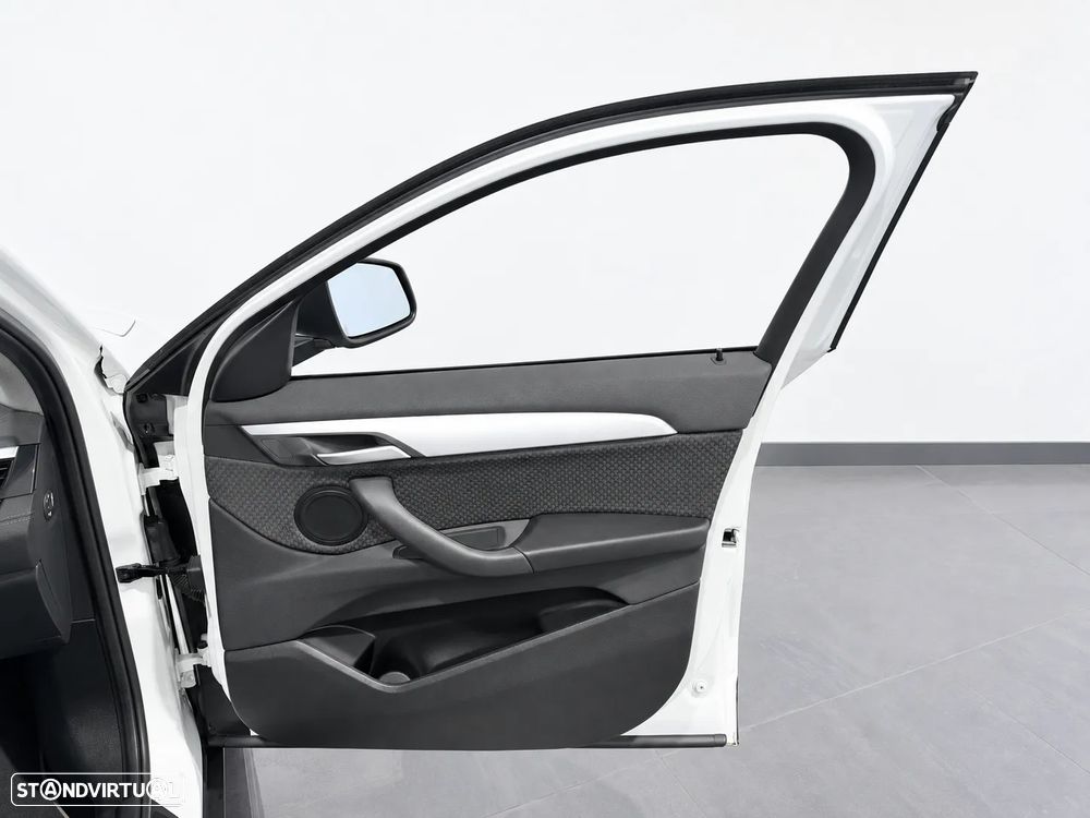 BMW X2 16 d sDrive Advantage - 41