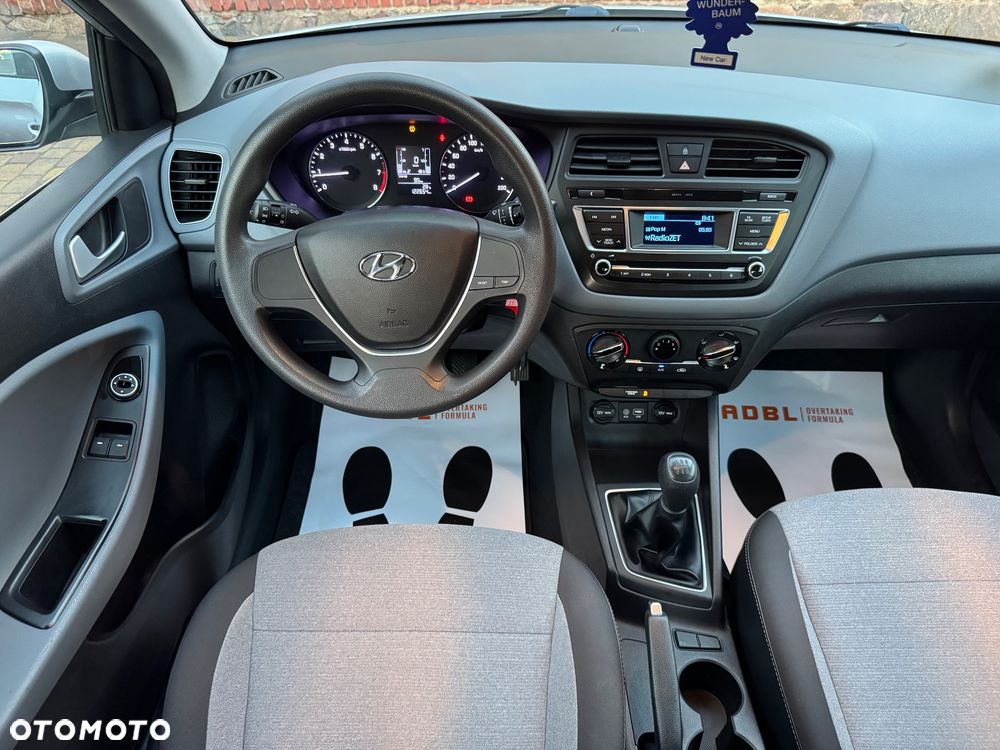 Hyundai i20 1.2 Pure - 20