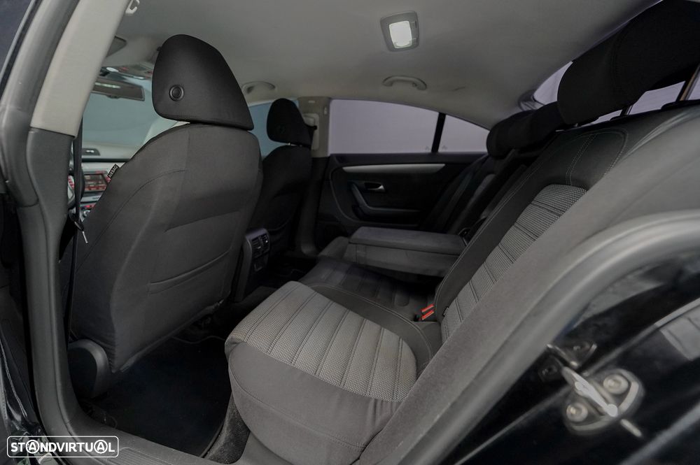 VW Passat CC 2.0 TDi BlueMotion - 20