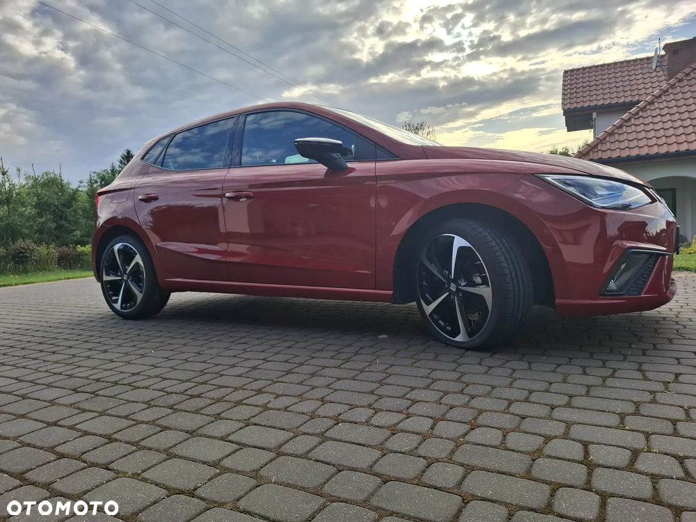 Seat Ibiza 1.0 TSI S&S DSG FR Pro Black Edition - 4