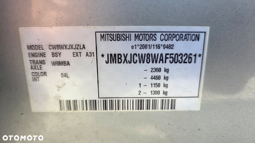 Mitsubishi OUTLANDER - 11